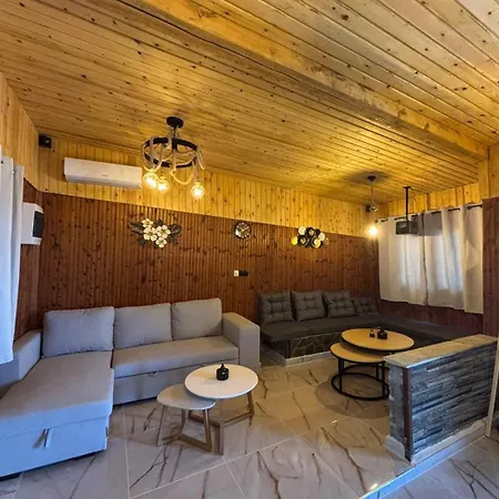 Tropical Paradise Vip House アパート アギア・トリアダ
