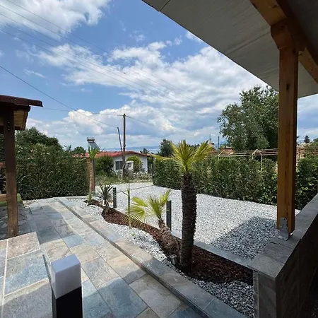 Tropical Paradise Vip House * Agia Triada (Thessaloniki)